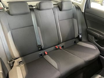 Volkswagen Taigo - 12