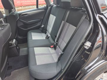 BMW X1 - 11