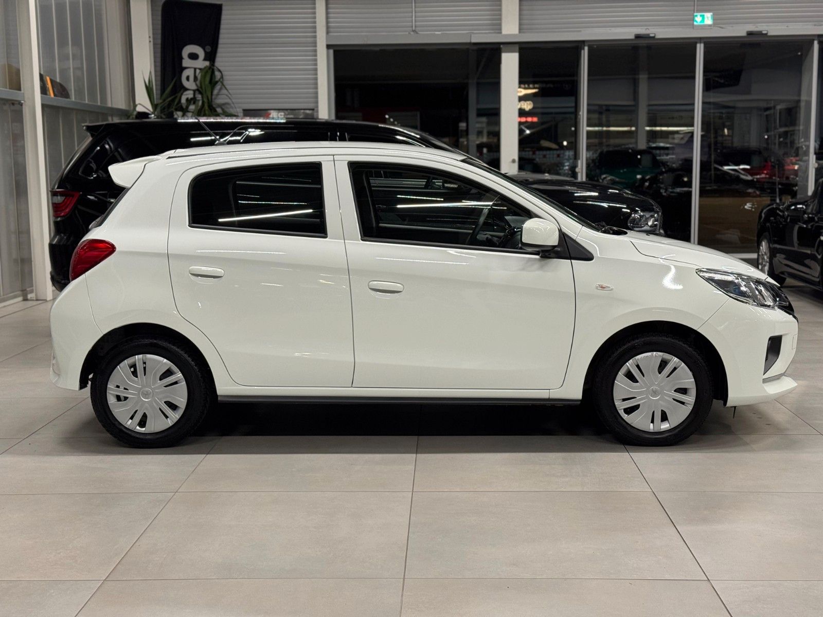 Fahrzeugabbildung Mitsubishi Space Star 1,2 Select Klima DAB+