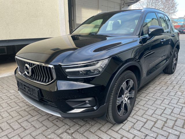 VOLVO XC 40