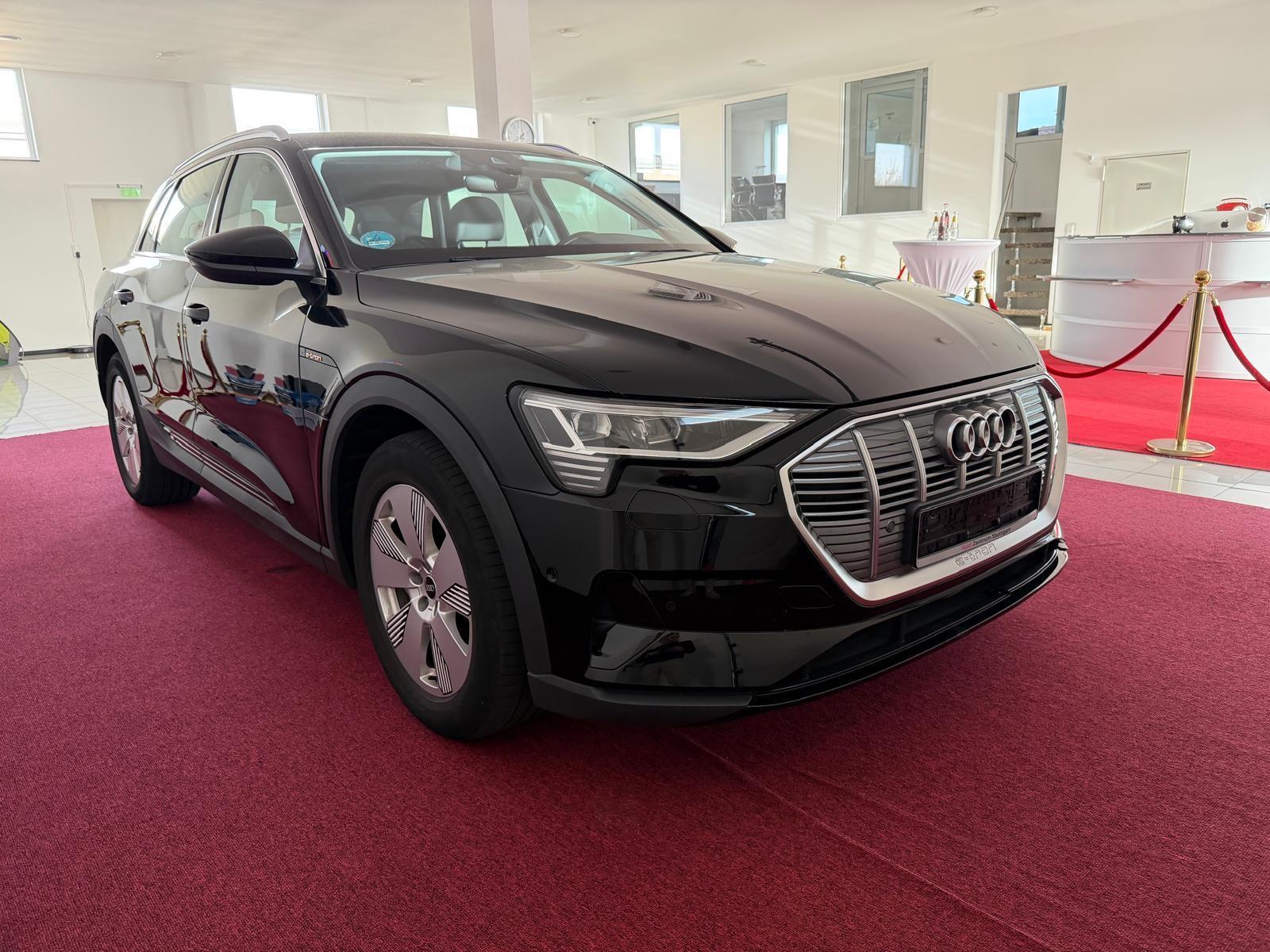 Audi e-tron 50 quattro basis