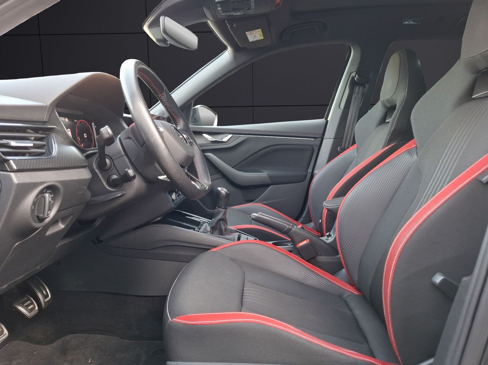 Fahrzeugabbildung SKODA Kamiq TSI Monte-Carlo LED Navi AID Pano ACC PDC