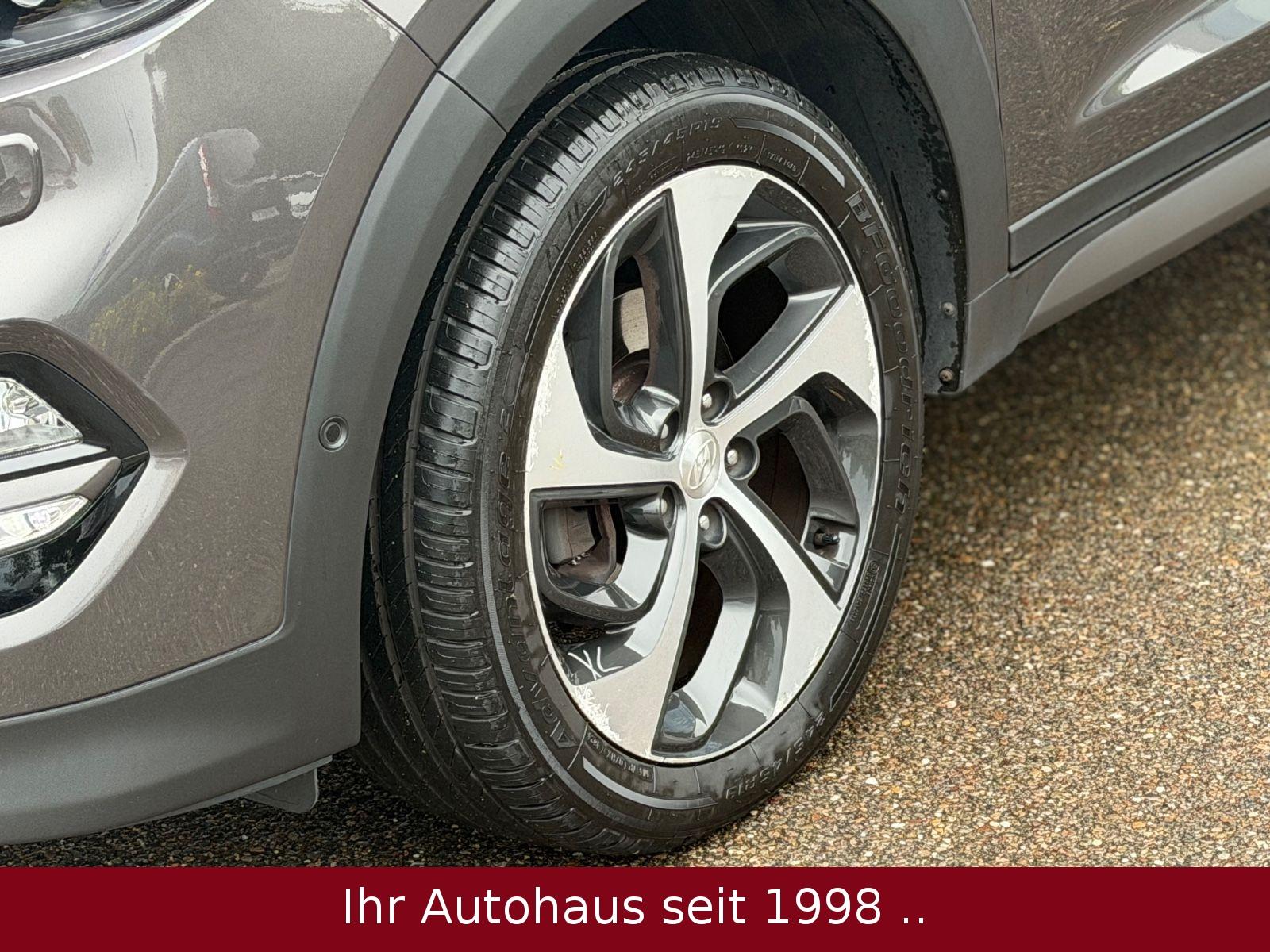Hyundai Tucson 1.7 CRDi Premium Aut. *LED/AHK/CAM/LEDER*