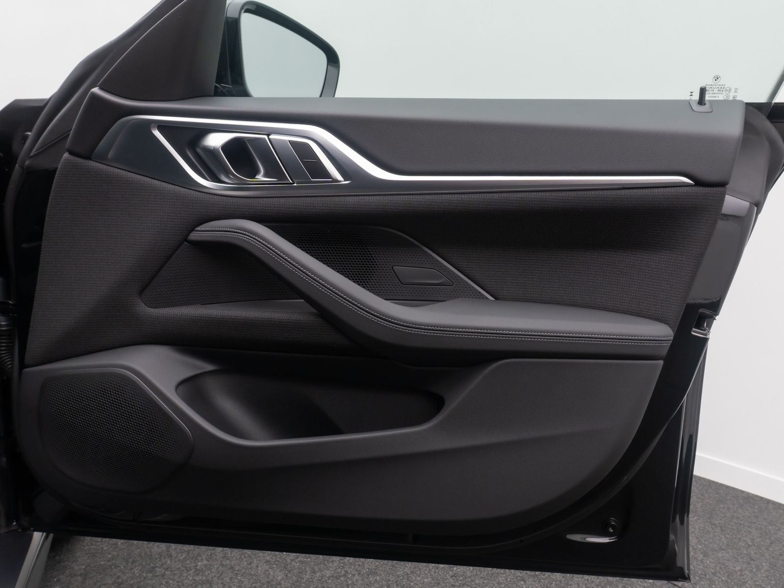 Fahrzeugabbildung BMW i4 eD35 GC Kamera DAB GeschwindigReg Widscreen