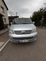 Volkswagen T5 Caravelle - gebrauchte VW T5 Caravelle aus dem Jahr 2009