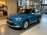 BMW iX1 30 xDrive xLine*SHZ*LED*360Cam*Navi*Leder* - BMW iX1