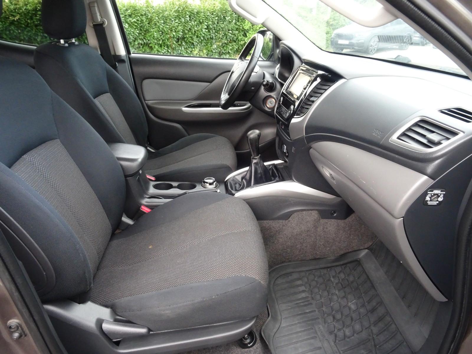 Mitsubishi L200 Plus Doppelkabine 4WD KLIMAUT. KAMERA AHK
