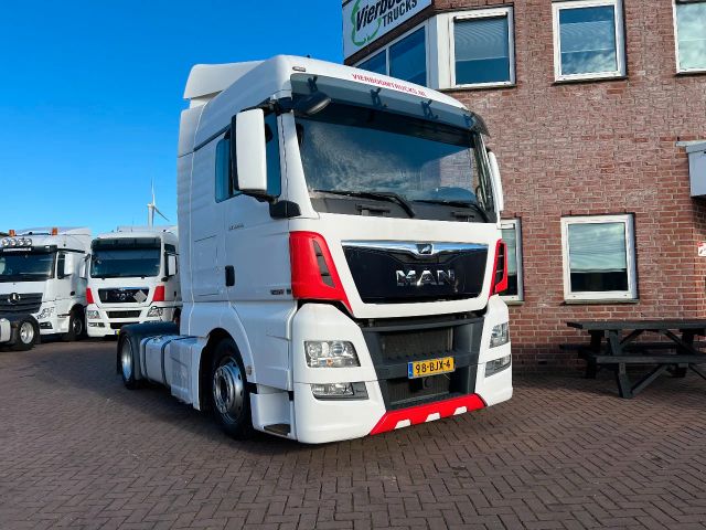 MAN TGX 18.400 4X2 LLS-U XLX /Hebesattel/2x Tank/ACC