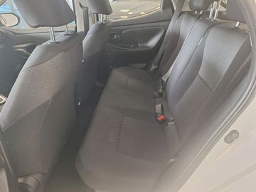 Toyota Yaris - 7