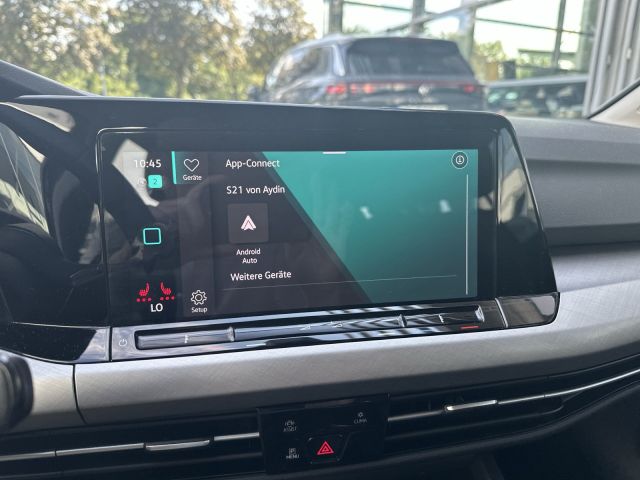 Golf VIII Variant 2.0 TDI Life NAVI LED 16 ALU S
