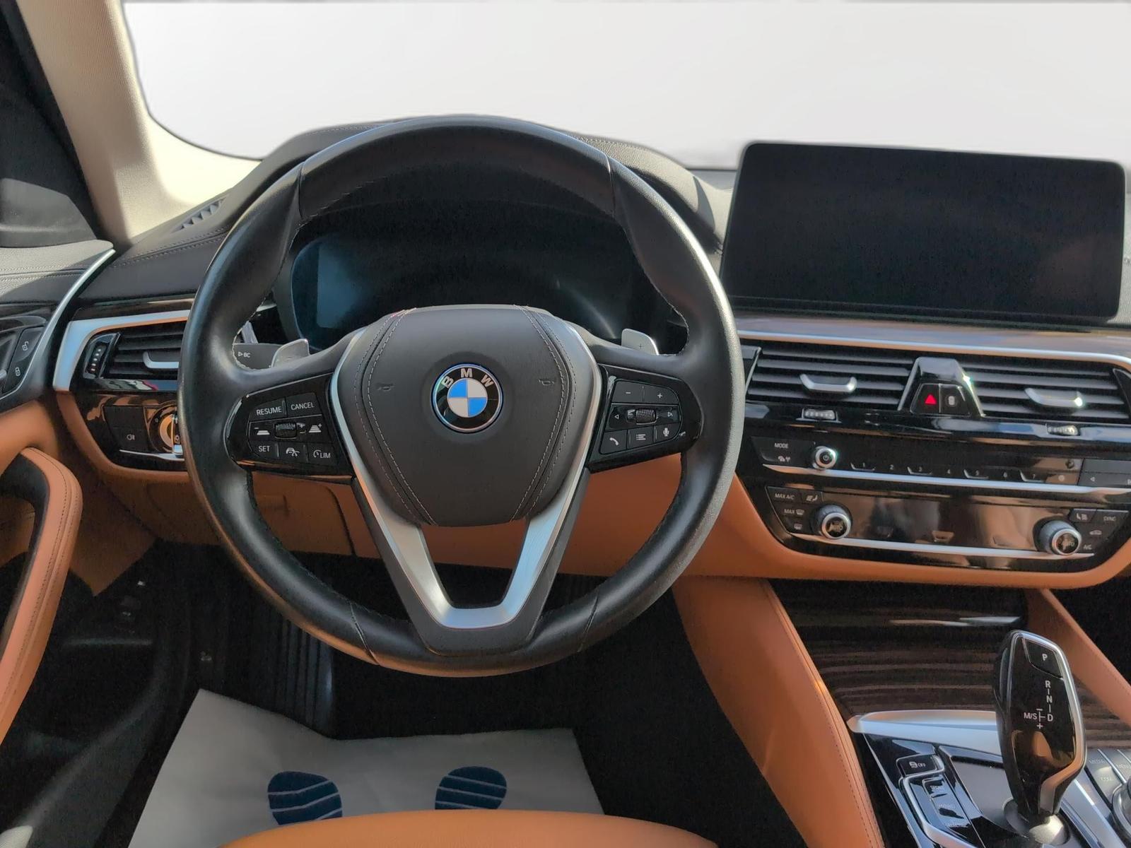 BMW 530 e T. Luxury Line LC-PROF+LEDER+AHK+LED+KAMER