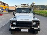 Land Rover Defender 90 2.2 TD4 Station Wagon E N - Land Rover Defender Kombi Gebrauchtwagen