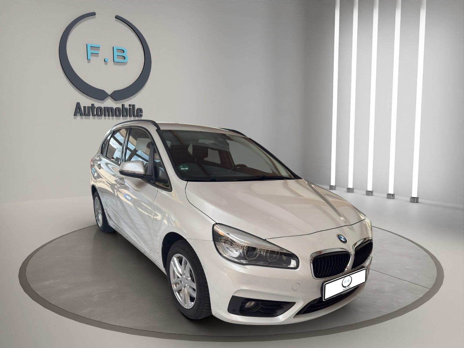 BMW 220 Active Tourer/PDC/AHK/KLIMA/UVM..