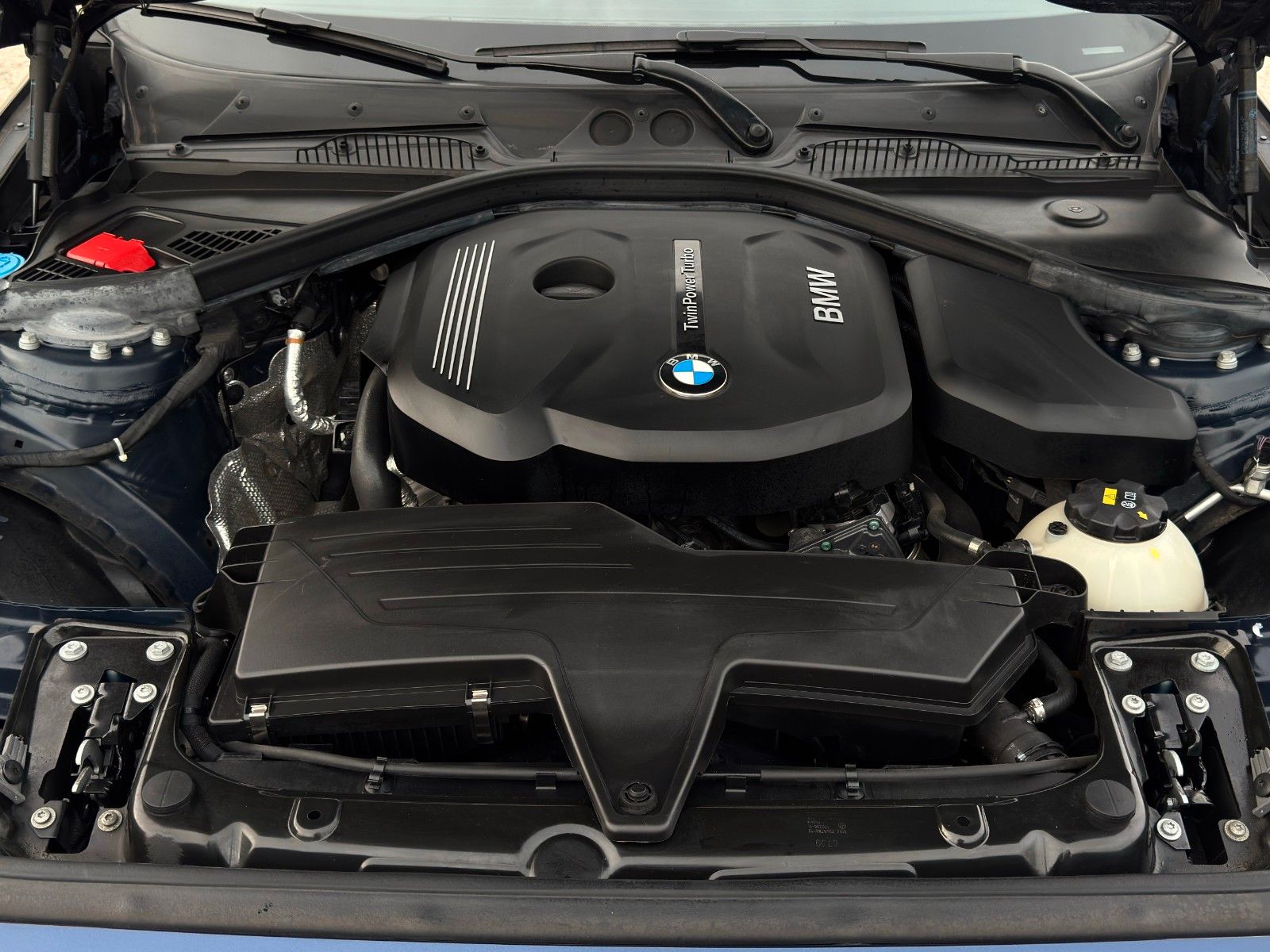 Fahrzeugabbildung BMW 118i Advantage SHZ PDC LED 2Z-Klima Tempomat