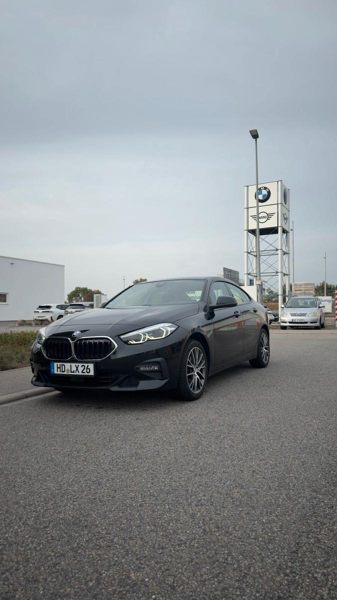BMW 218