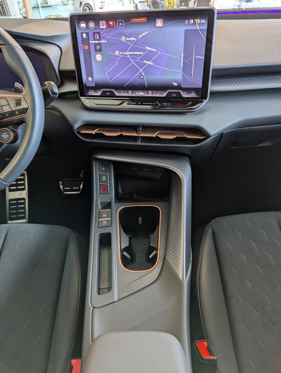 CUPRA Terramar 2.0 VZ 4D Drive-XL HUD Matrix Pano 20" - Image 20