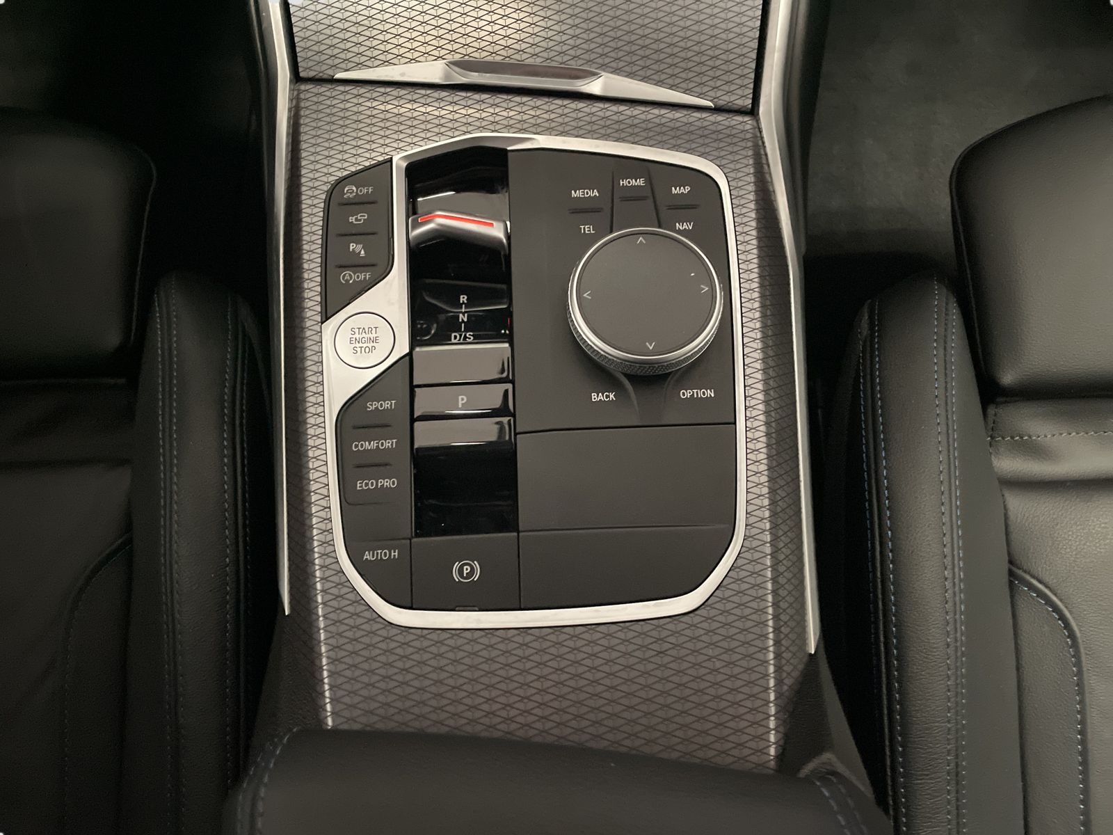 BMW 330 - Bild 17