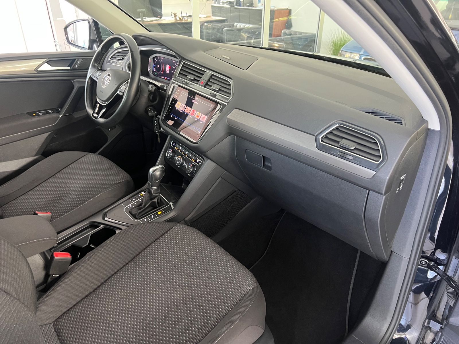 Fahrzeugabbildung Volkswagen Tiguan Allspace 2.0TDI DSG Comfortline 7.SITZER