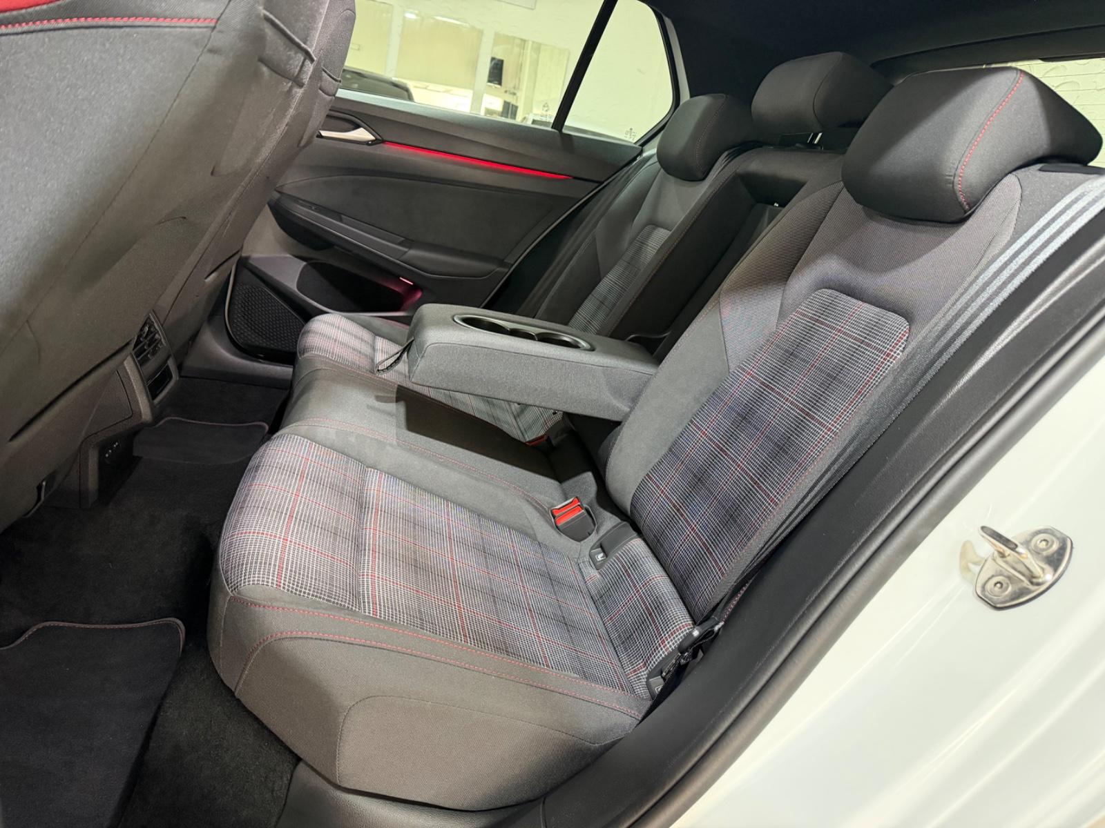 Volkswagen Golf VIII Lim. GTI 2.0 DSG/PANO/CAM/AHK/ACC/IQ, миниатюра 16