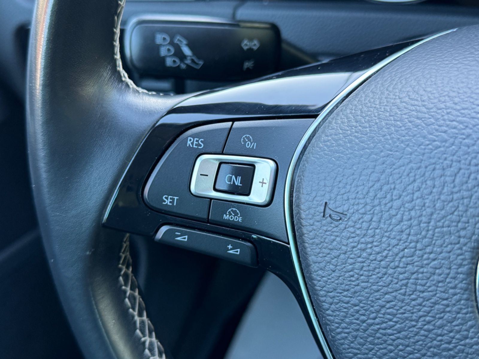Fahrzeugabbildung Volkswagen Golf VII Lim. BMT/Klimaautom./Sitzhz./PDC/Tempo.
