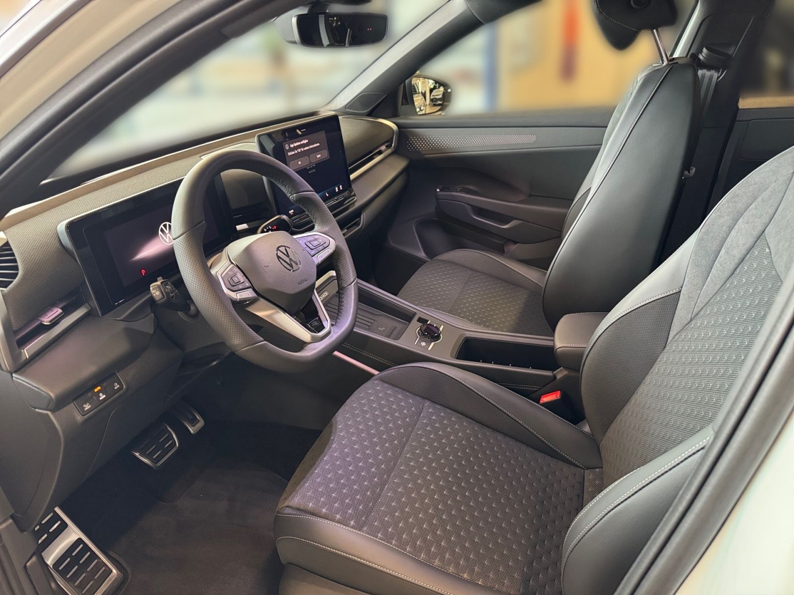 Volkswagen T-Roc - Bild 8