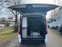 BUERSTNER Copa 500-Autm-Markise-Dieselheizung-Küche