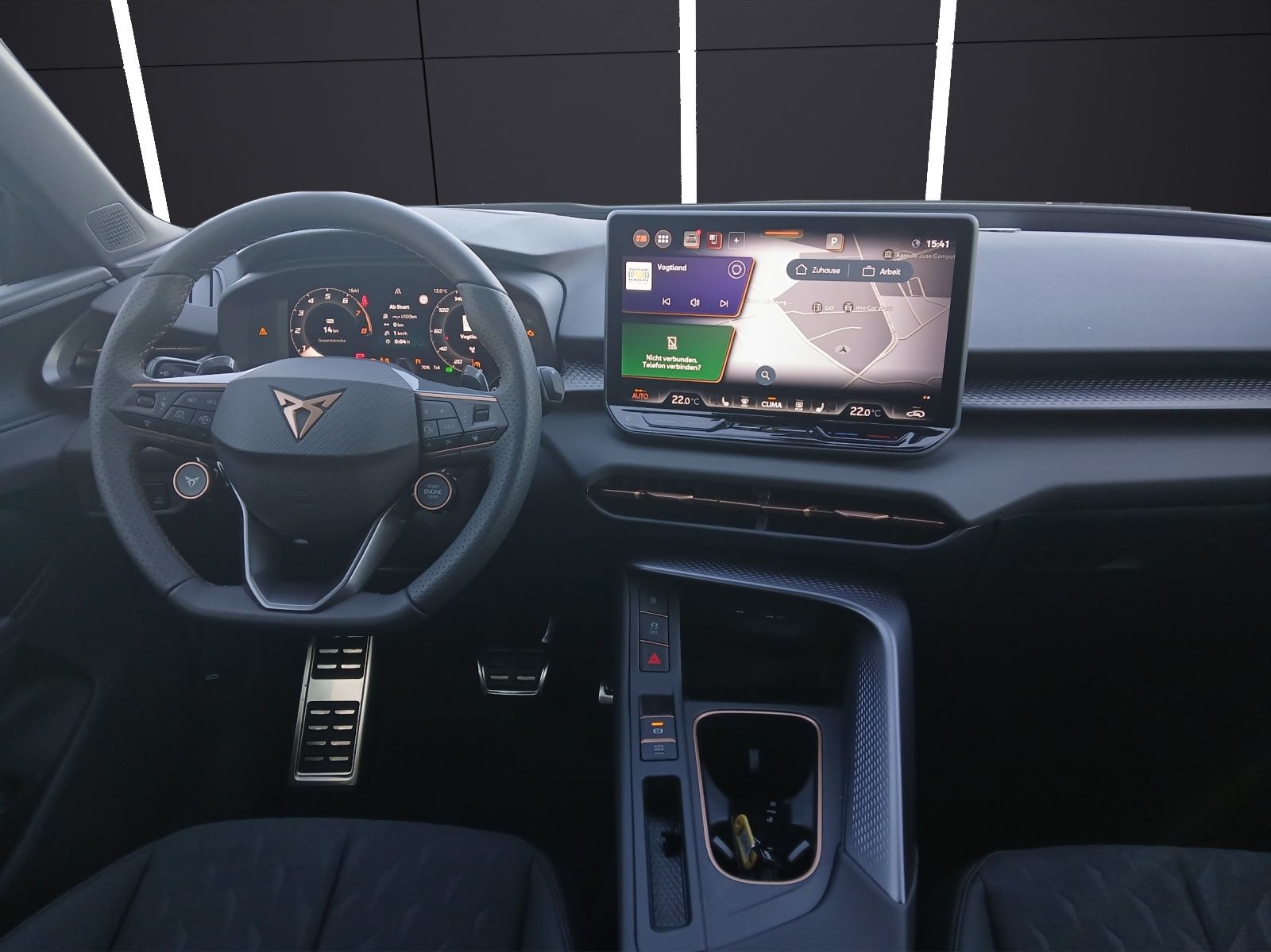 Fahrzeugabbildung CUPRA Terramar VZ 2.0 TSI AHK Sennh. Int.DriveXL