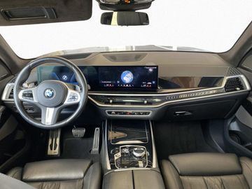 BMW X7 - 12