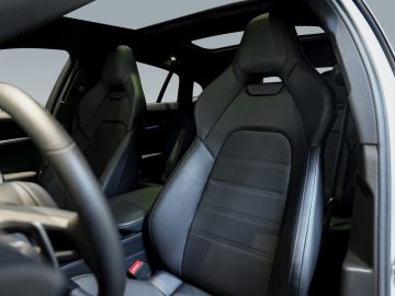 Porsche Panamera - 12