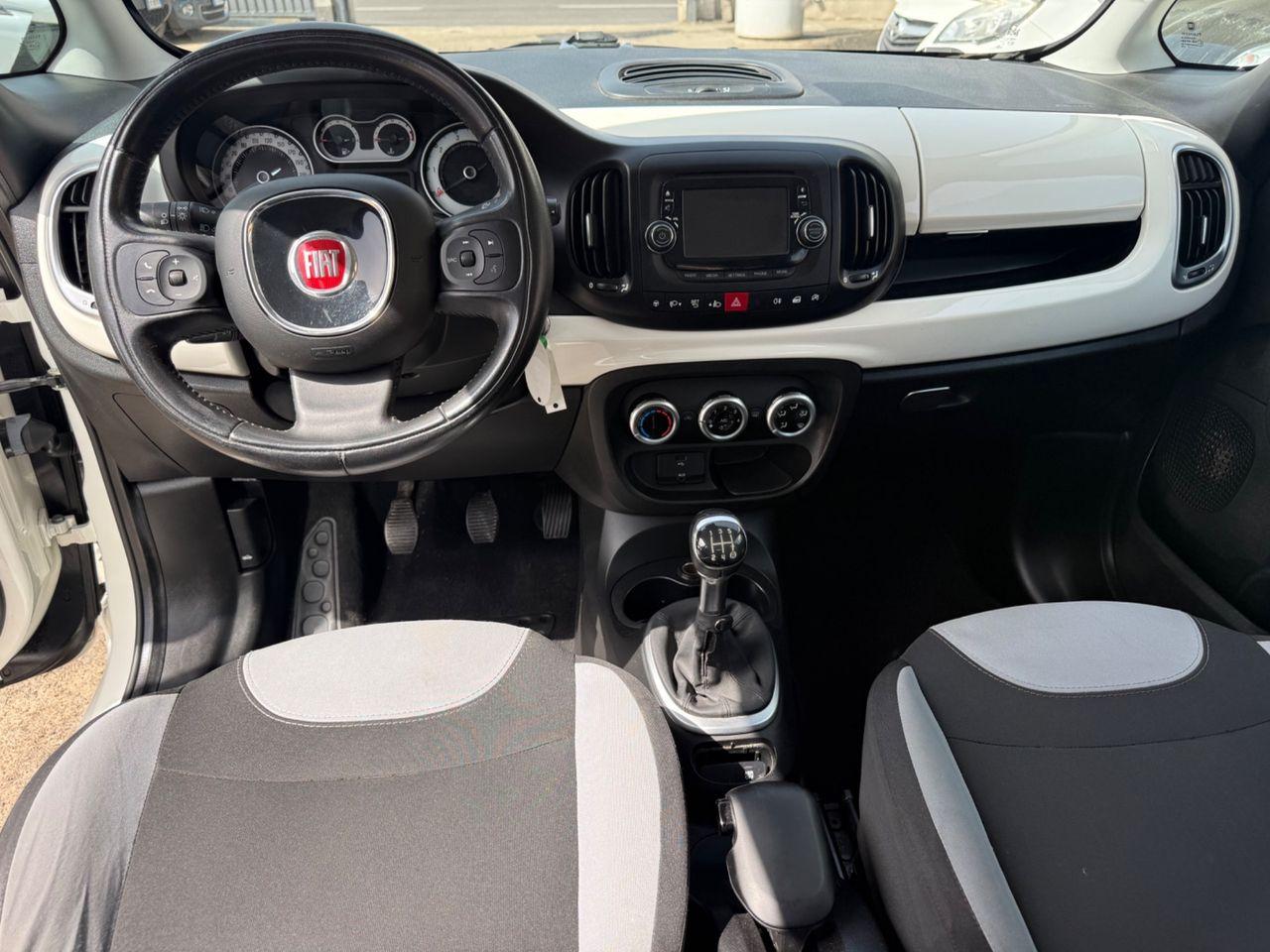 Fiat 500L 2015 — photo 10