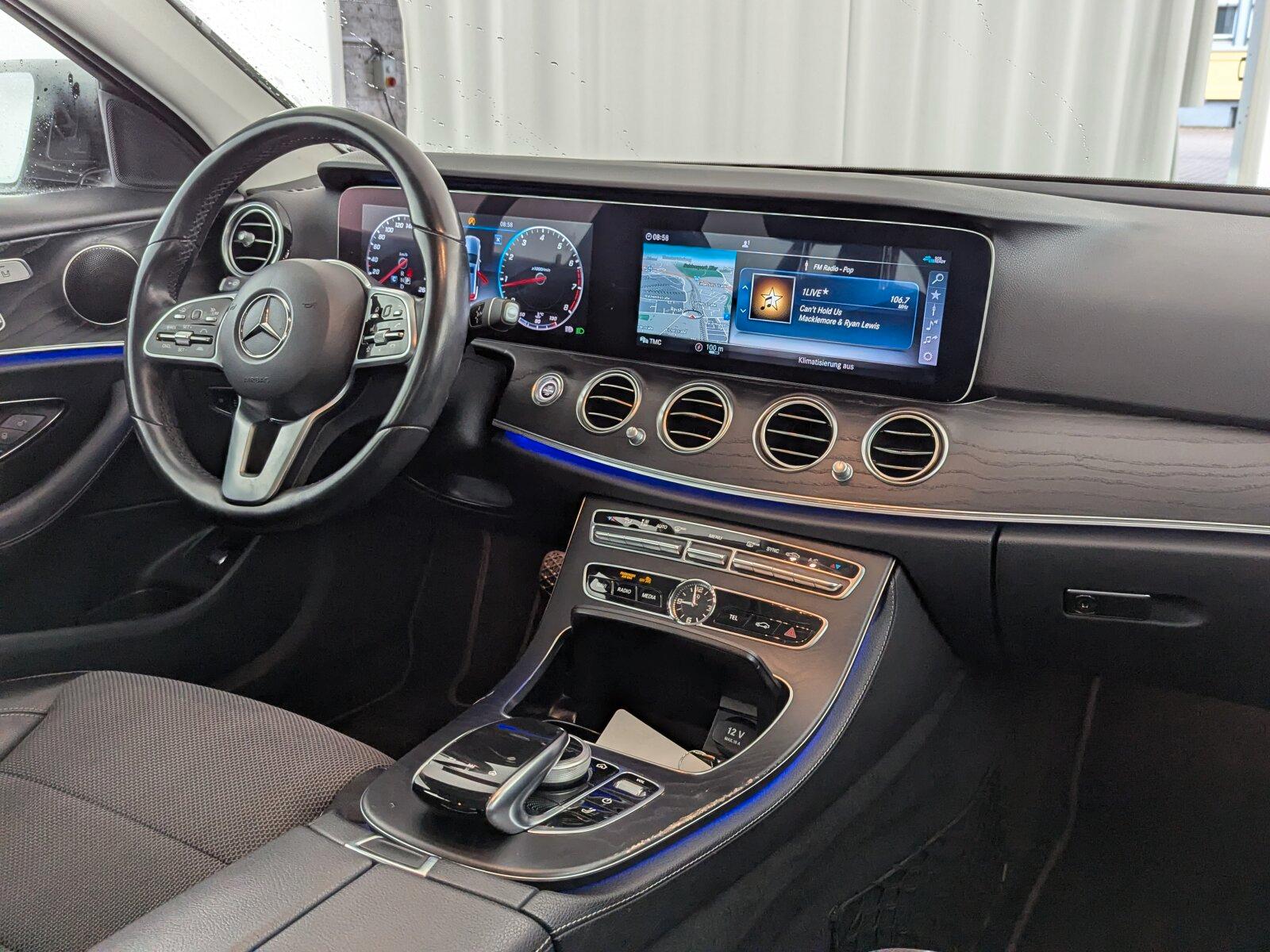 Mercedes-Benz E 200 T Exclusive 4Matic LED+NAVI+ACC+eSitz.