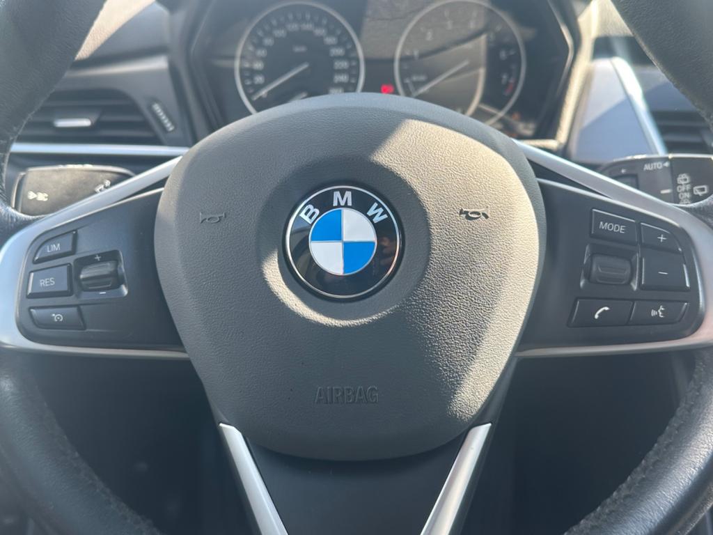 BMW 225