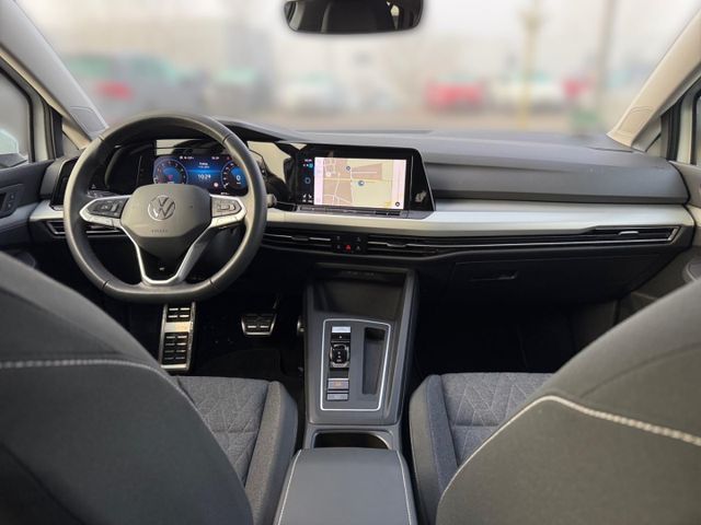 Golf 8 VIII Move 1.5 eTSI AHK-klappbar El. Panod