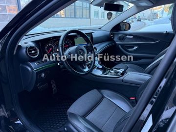 Mercedes E 220 - 8