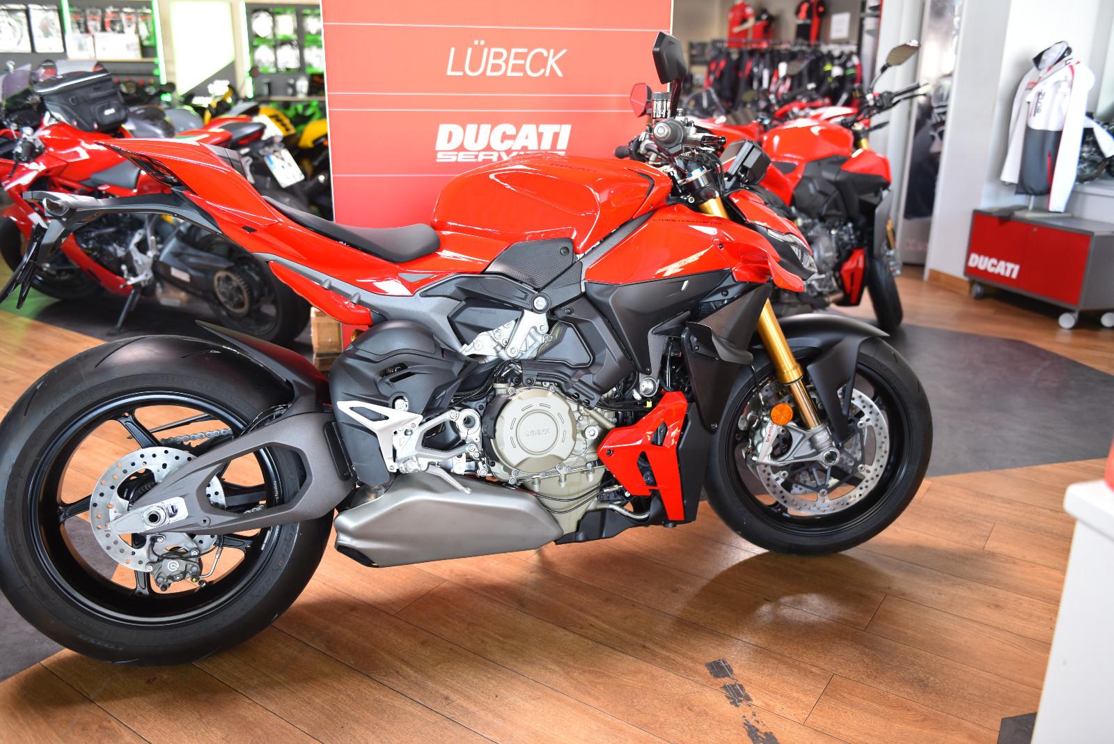 Ducati Streetfighter V4S