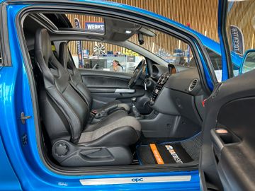 Opel Corsa D OPC *RECARO*LEDER*KliMAAUTOMATIK*