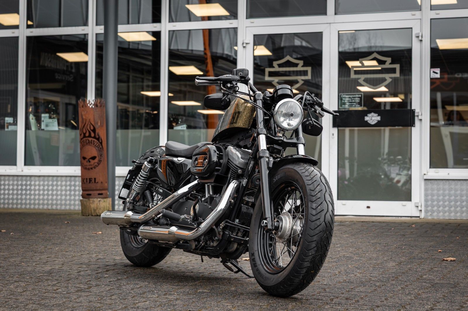 Fahrzeugabbildung Harley-Davidson XL1200X SPORTSTER FORTY-EIGHT - Miller Auspuff -