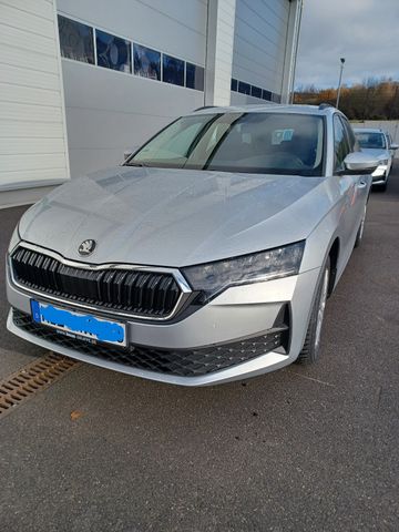 Skoda Octavia 2.0 TDI 85kW Essence Combi Essence