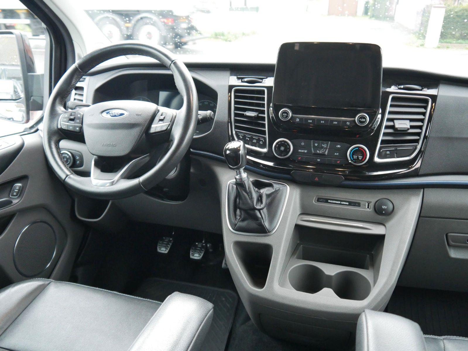 Ford Tourneo Custom Active Xenon BLIS ACC AHZV foto 7