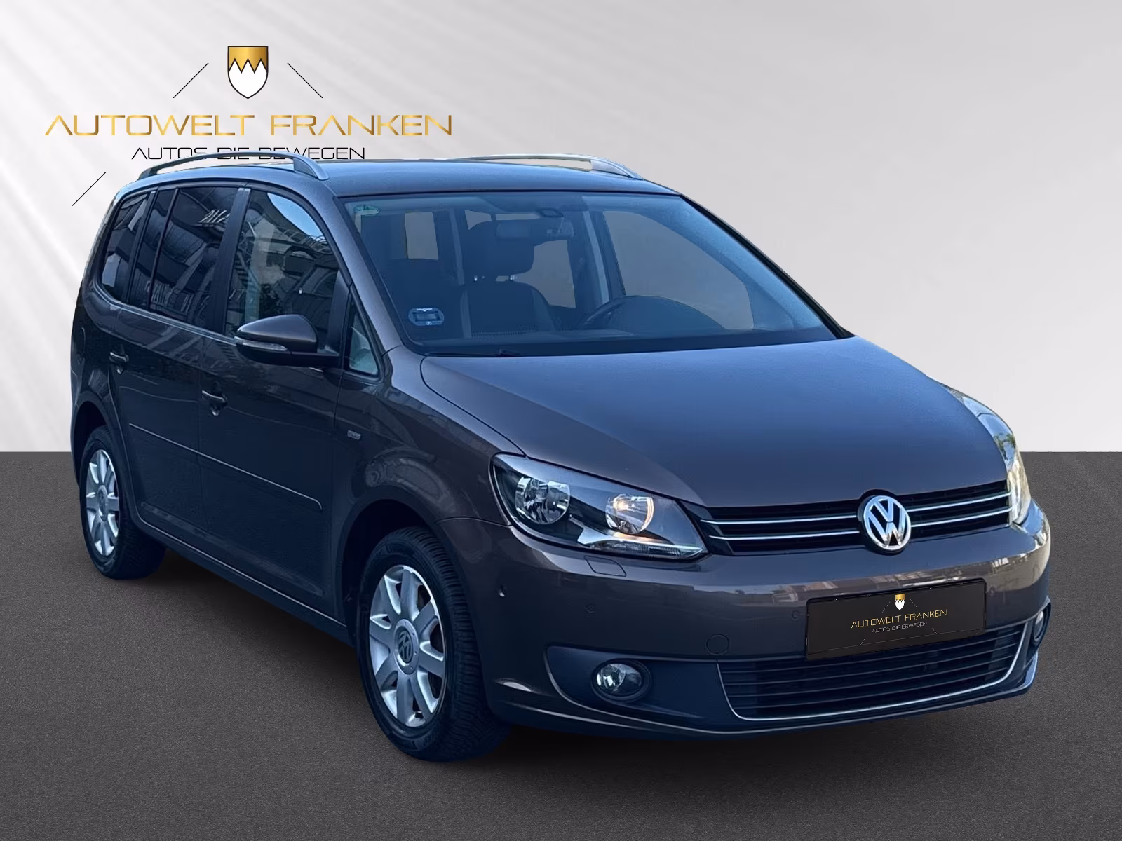 Volkswagen Touran Life *NAVI*PDC*TEMPO*SHZ*AHK*