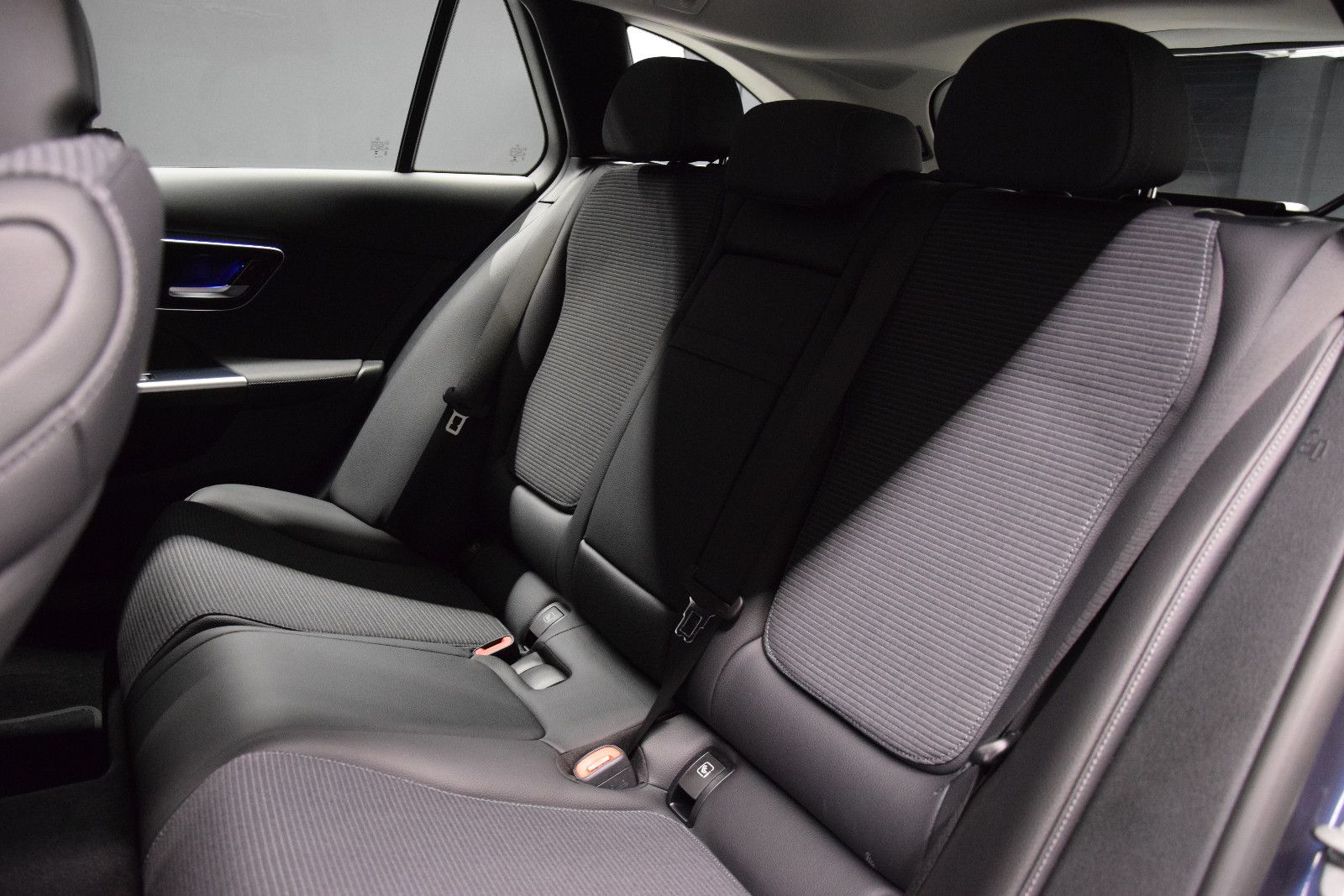Fahrzeugabbildung Mercedes-Benz C 180 C T-Modell Avantgarde MBUX LED Kamera