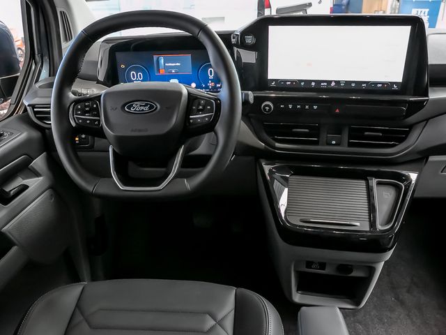 Ford Tourneo Custom 320 L1 Titanium AWD Standheizung