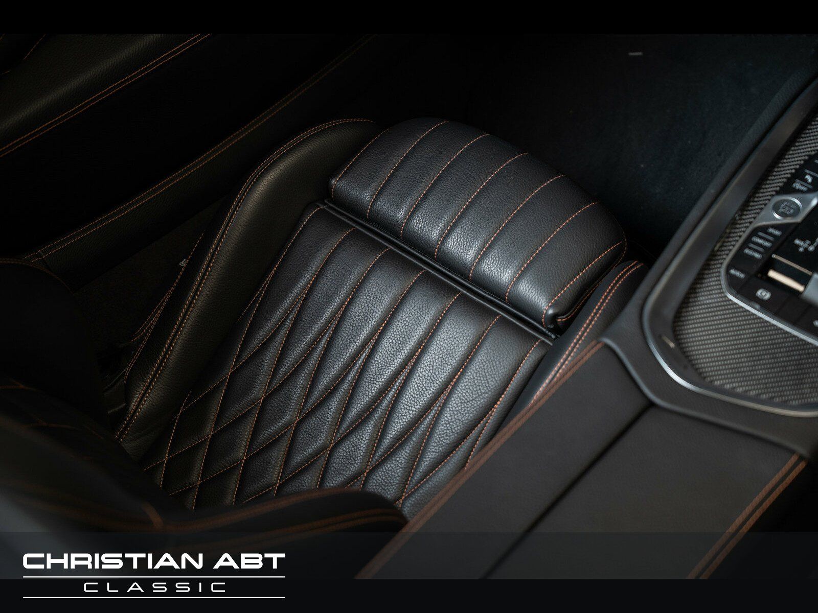 Fahrzeugabbildung BMW Estella Tender 5.7 Carbon-Kit * 1 of 1 * M40i