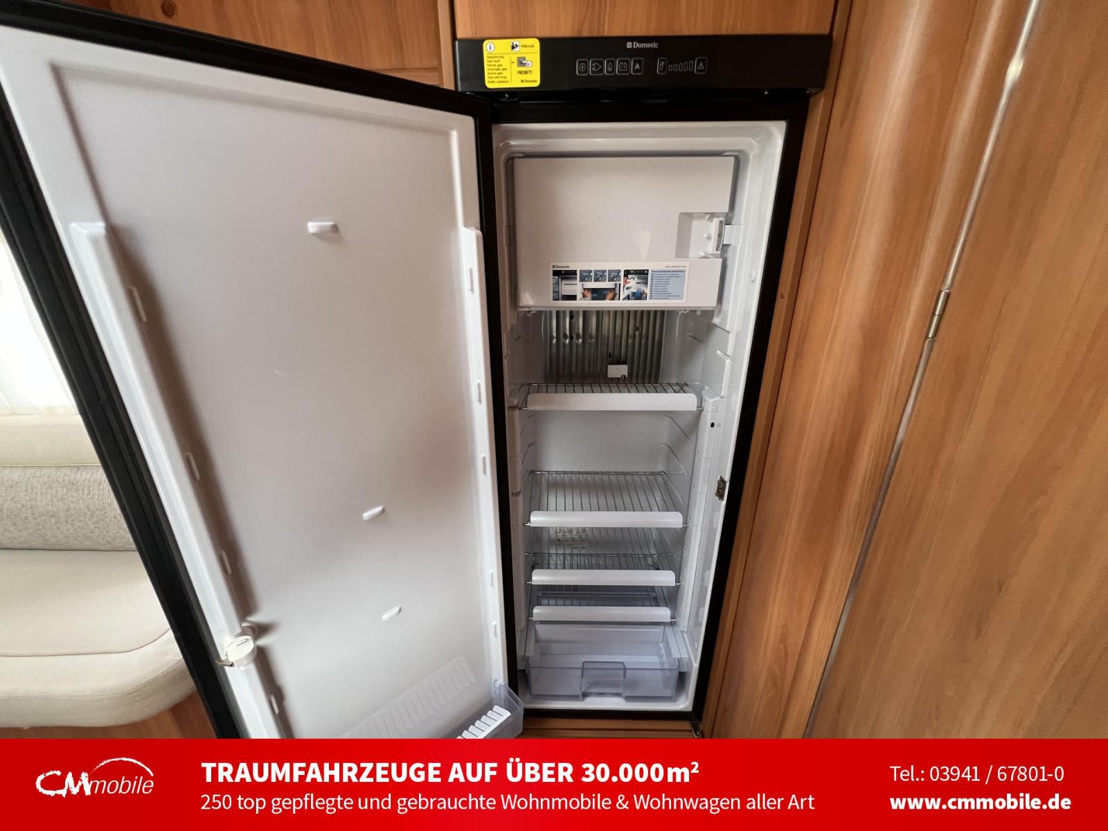 HYMER / ERIBA / HYMERCAR Tramp  SL 708 - Garage - Solar -