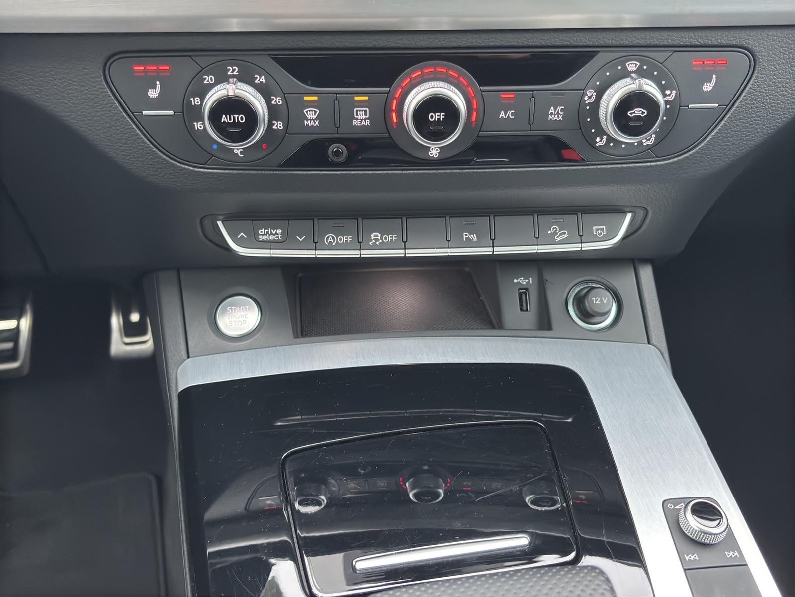 Q5 2.0 TDI quattro S-Line AHK PANO MATRIX-LED