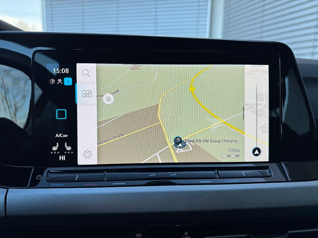 Golf VIII Variant 1.5 TSI LIFE *NAVI*LED*ACC*