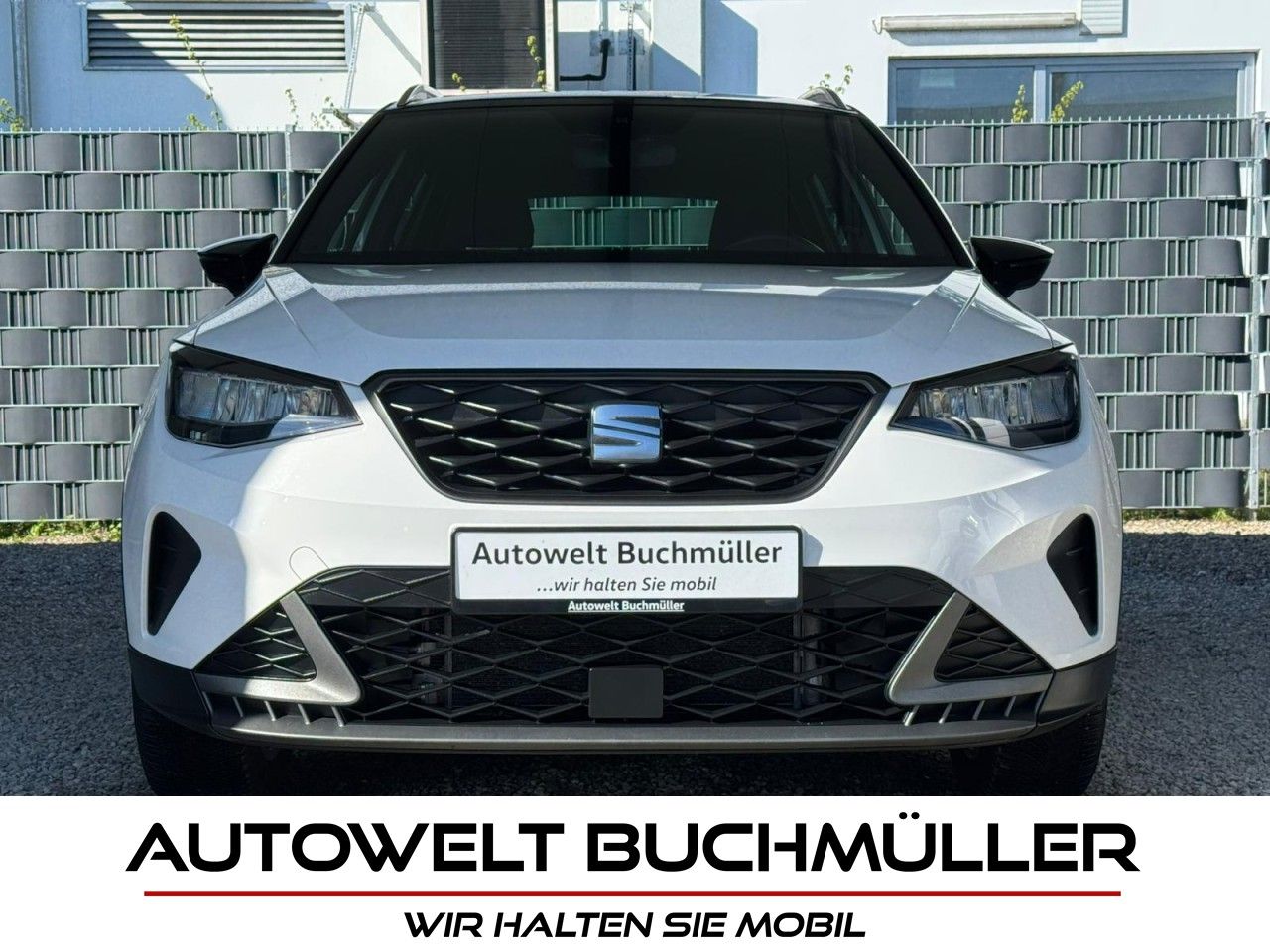 Gebrauchtwagen Seat Arona Arona 1.0 TSI FR,DAB,SITZHEIZ,LED,TEMP,NAVI in Nersingen