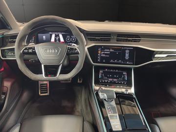 2025 AUDI RS6 photo 8