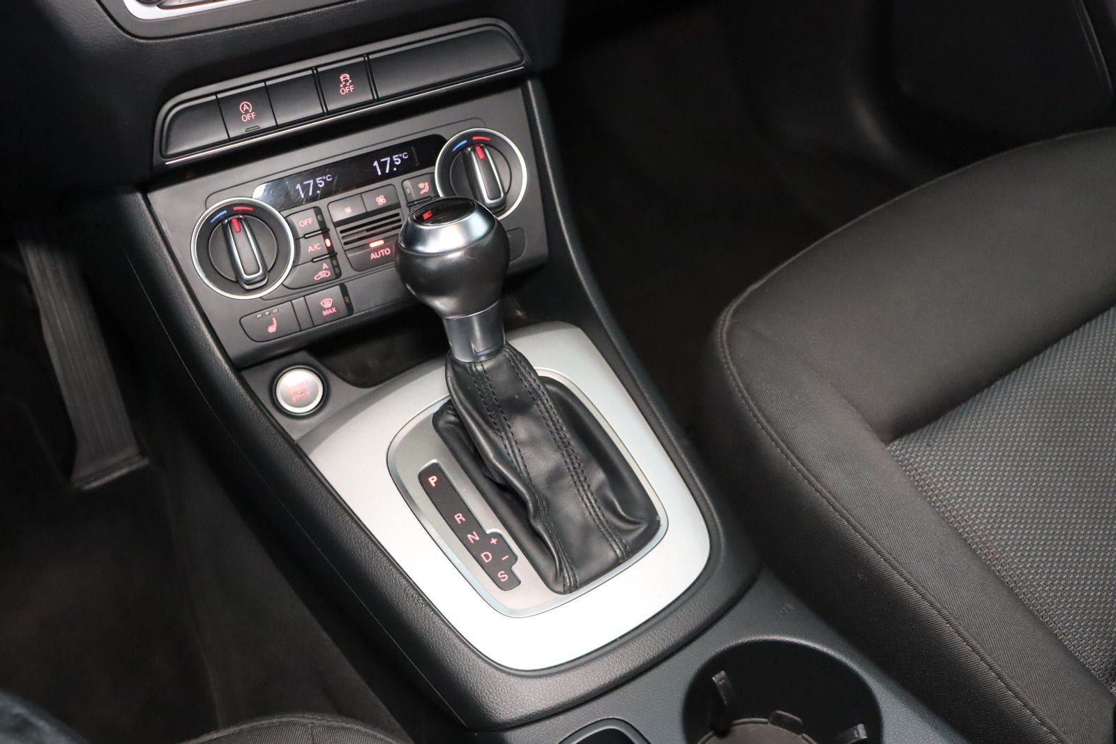 Fahrzeugabbildung Audi Q3 1.4TFSI * Sitzhzg. * PDC * Keyless