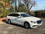 Mercedes-Benz E 220 d T Autom. - - Mercedes-Benz E 220 in Stuttgart